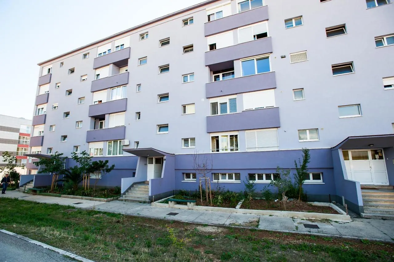 Apartment Little Violet - Balcony & Free Parking Zadar