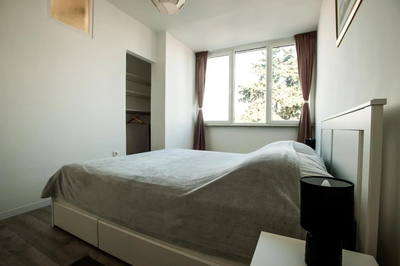 Apartment Little Violet - Balcony & Free Parking Zadar